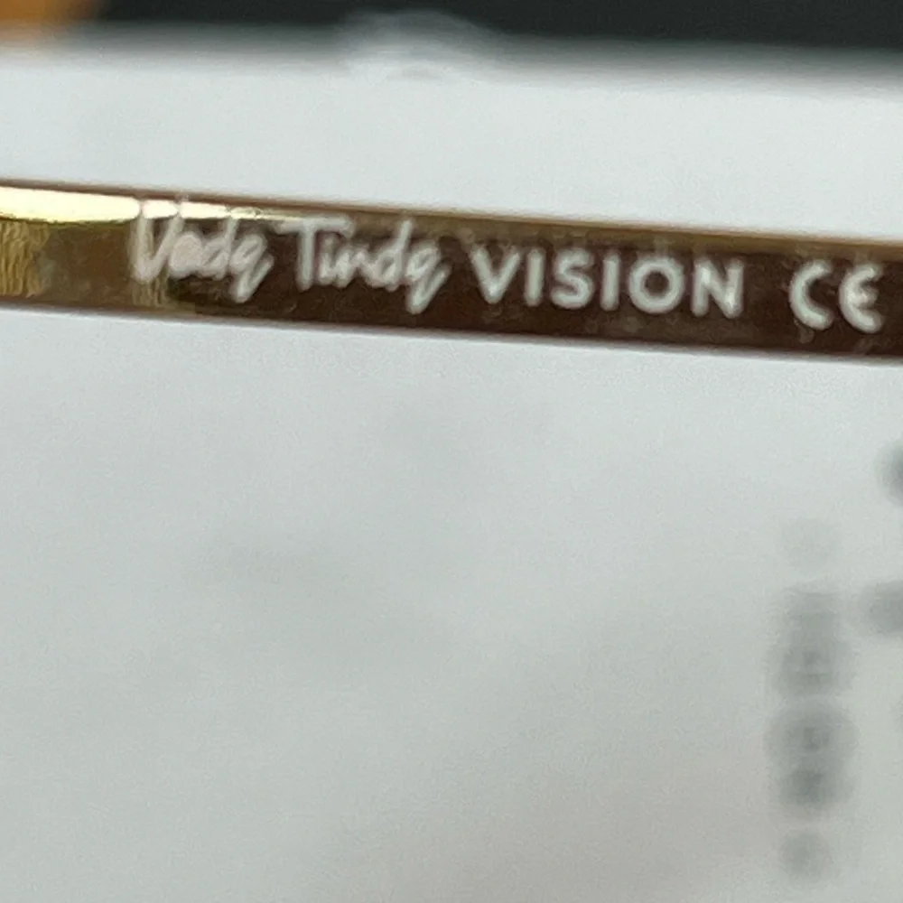 NWB VEDA TINDA Sunglasses, Case and Croakies Green Tint Gold Frames